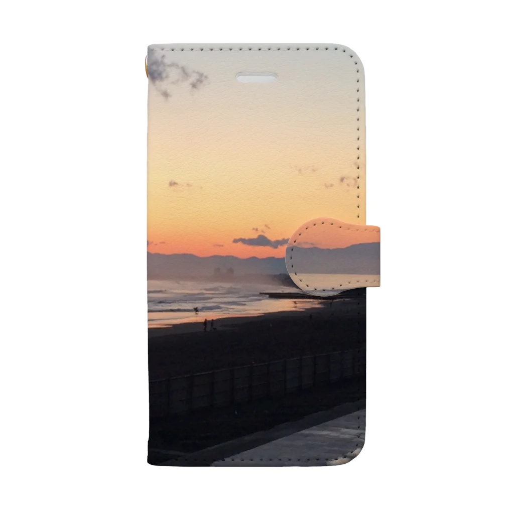 自然派ショップの夕焼けの富士と海 Book-Style Smartphone Case