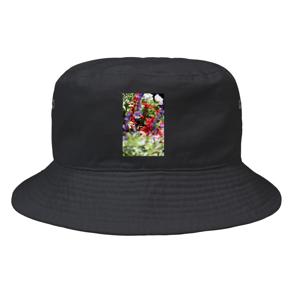 RAKUENのサルビアさん♥ Bucket Hat