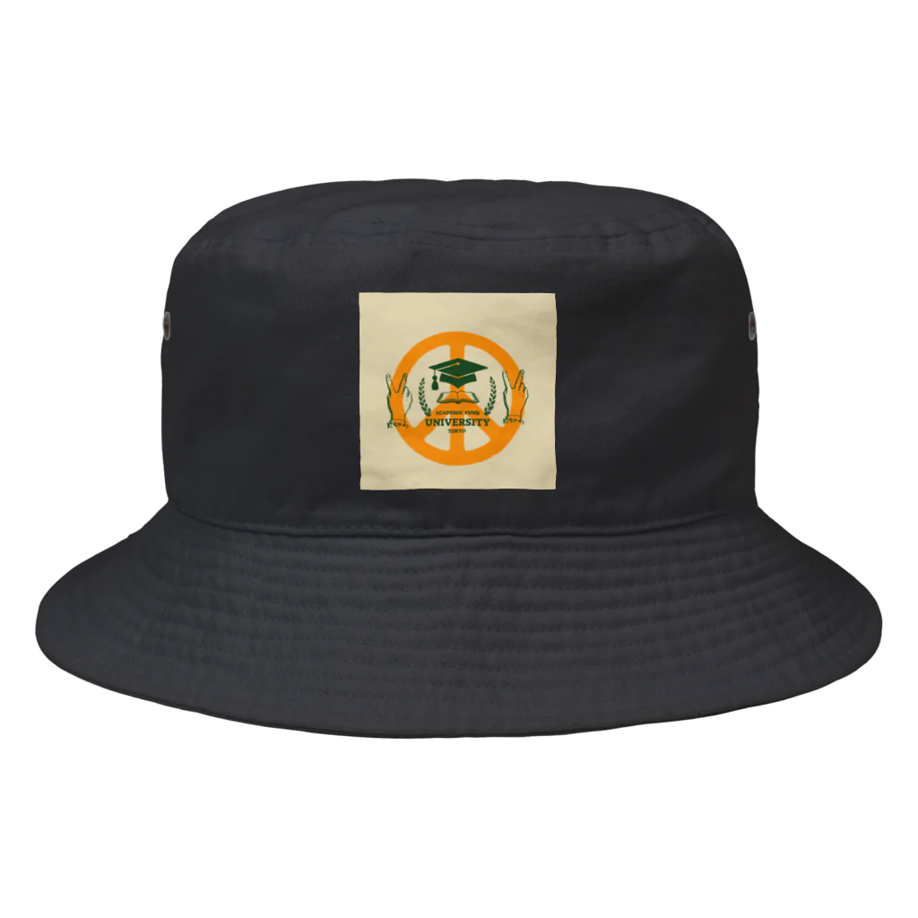 NARITEEのアカデミックパンク Bucket Hat