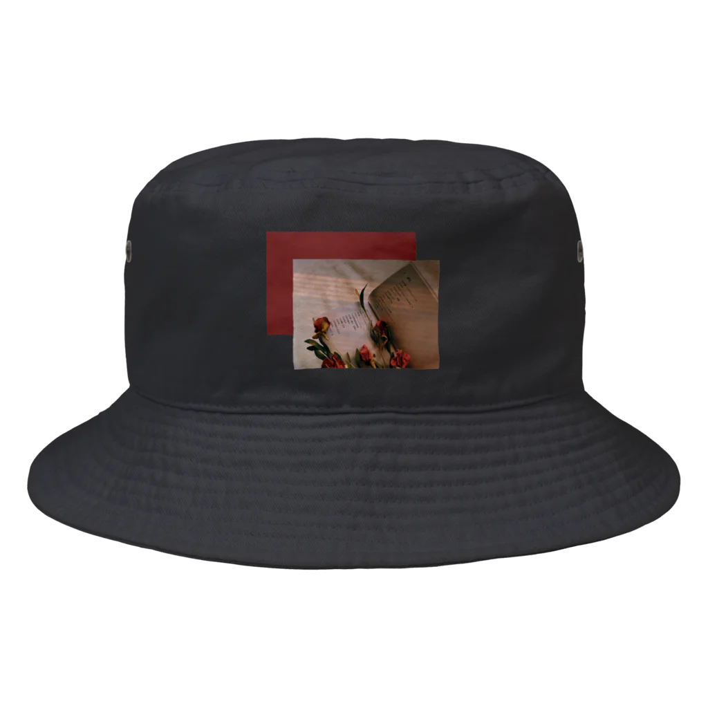 ATELIER SUIの鶏頭 Bucket Hat