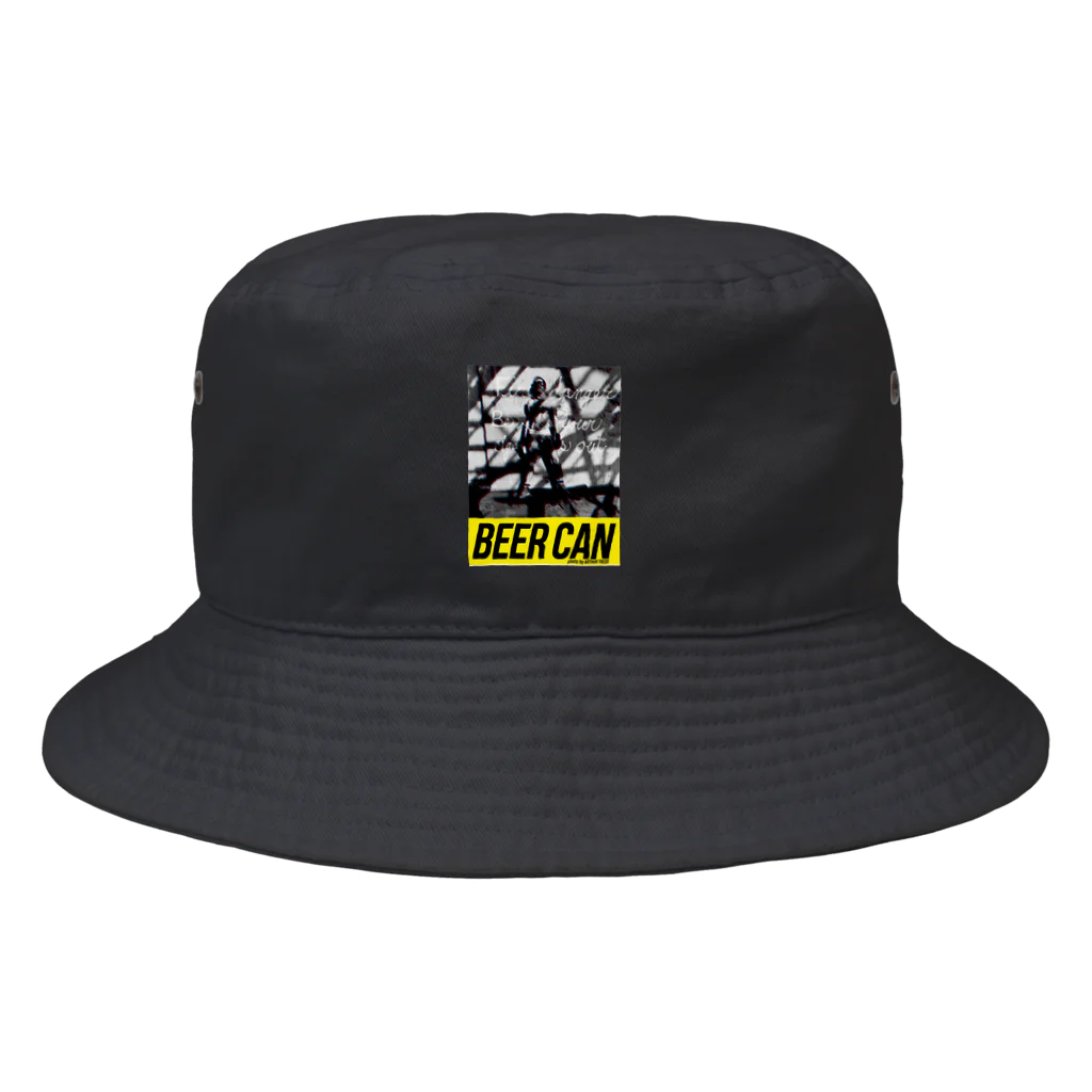 Everything for the BEERのMan with Beer Can Bucket Hat