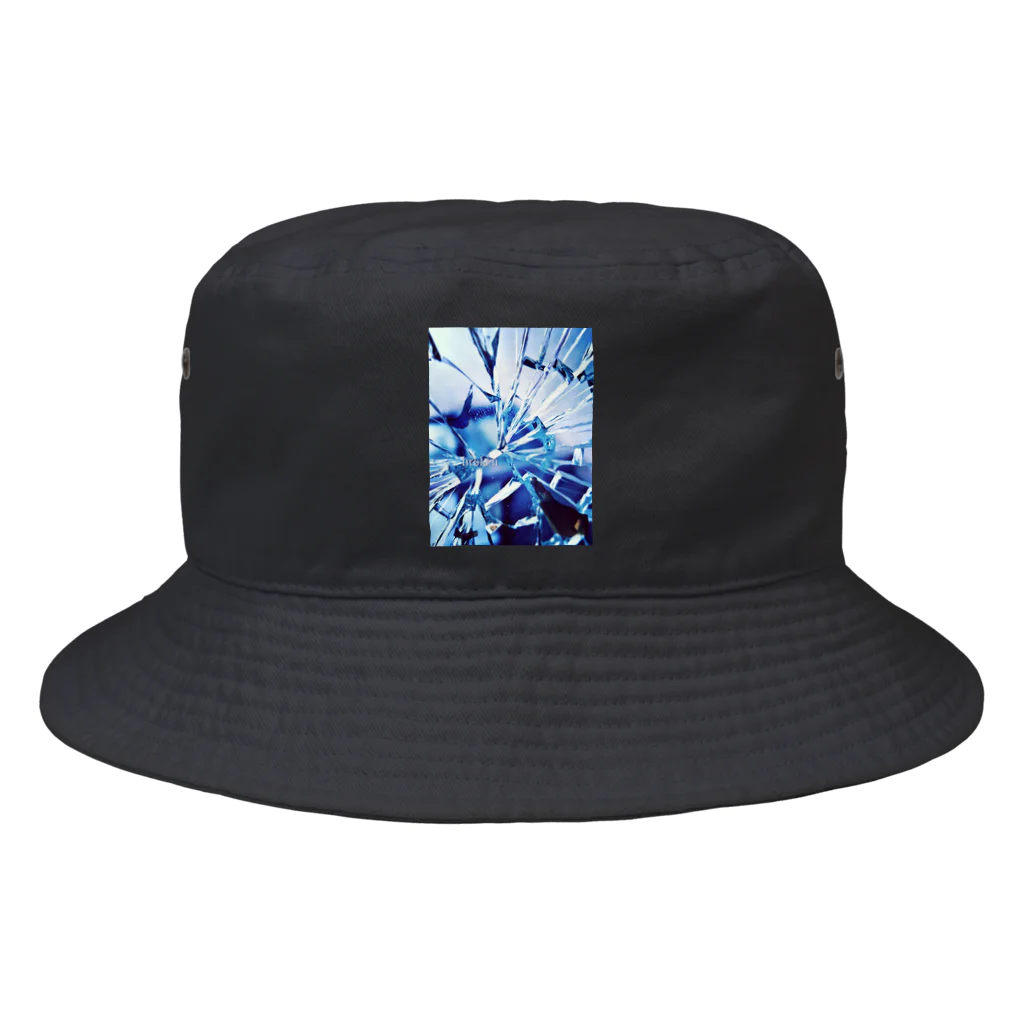 mitchi77のbroken （white） Bucket Hat