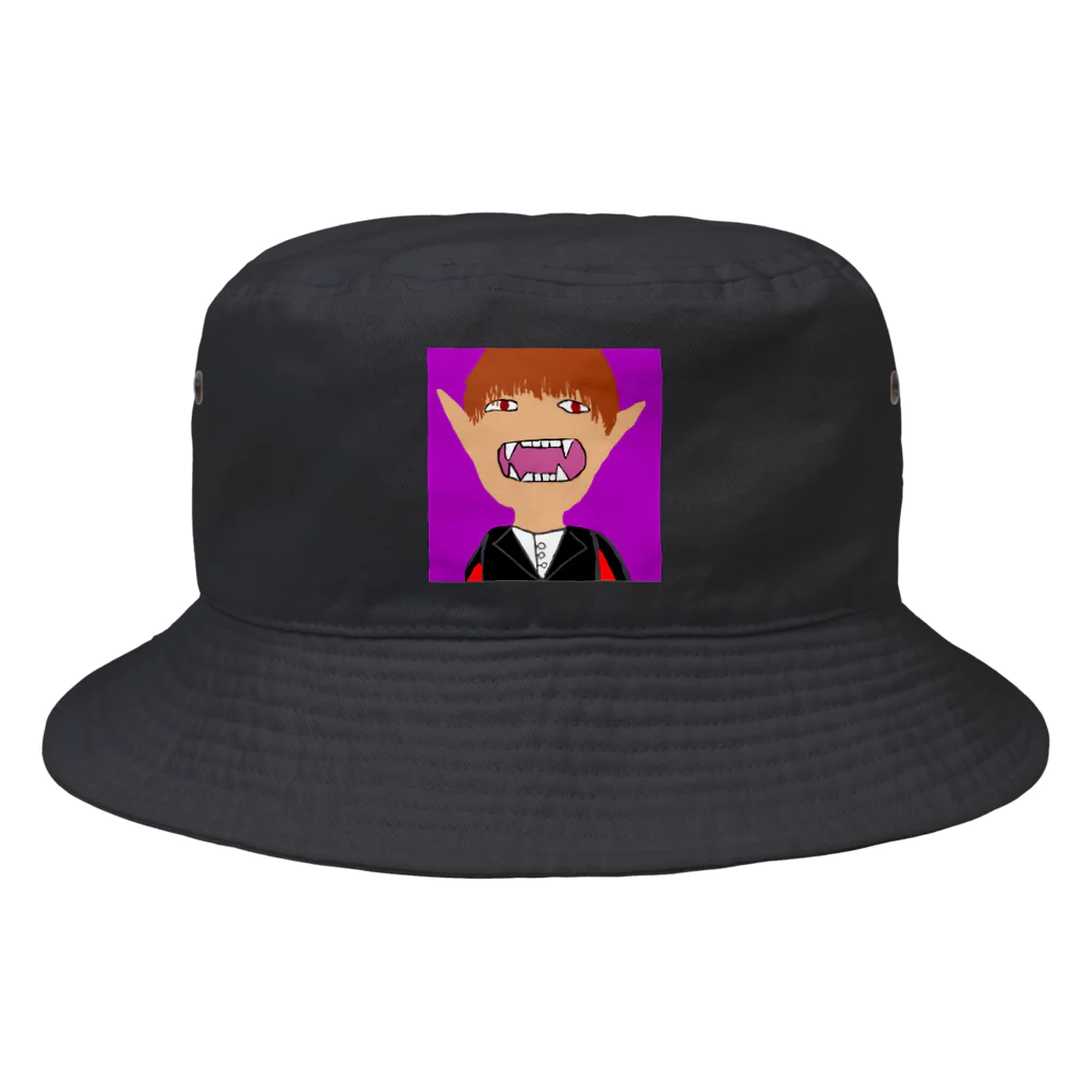 詩音の新人吸血鬼レヴィ Bucket Hat