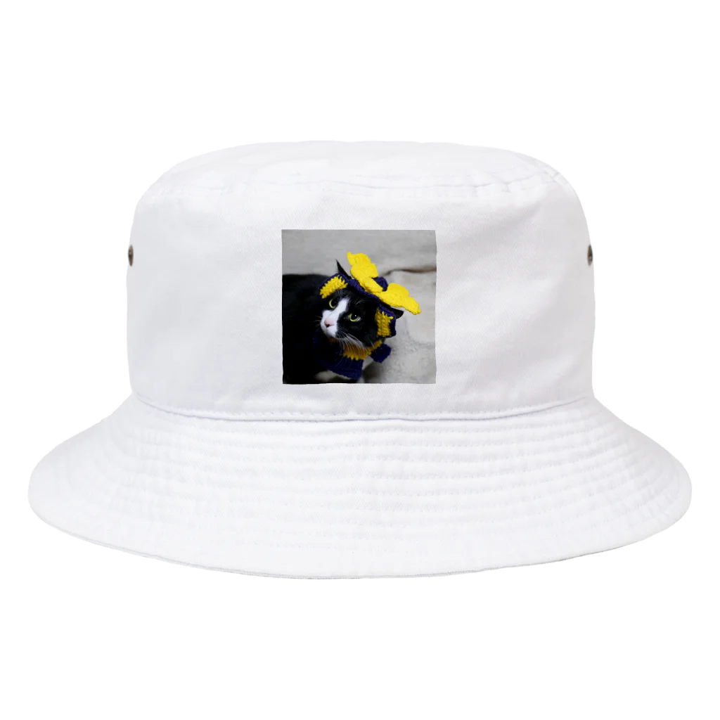 ひいらぎ たえの兜を被った太郎 Bucket Hat