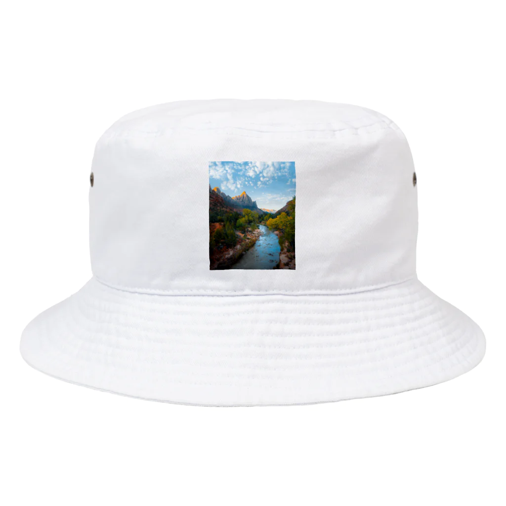 テルのビジネス大学の自然の景色で癒やされたい Bucket Hat