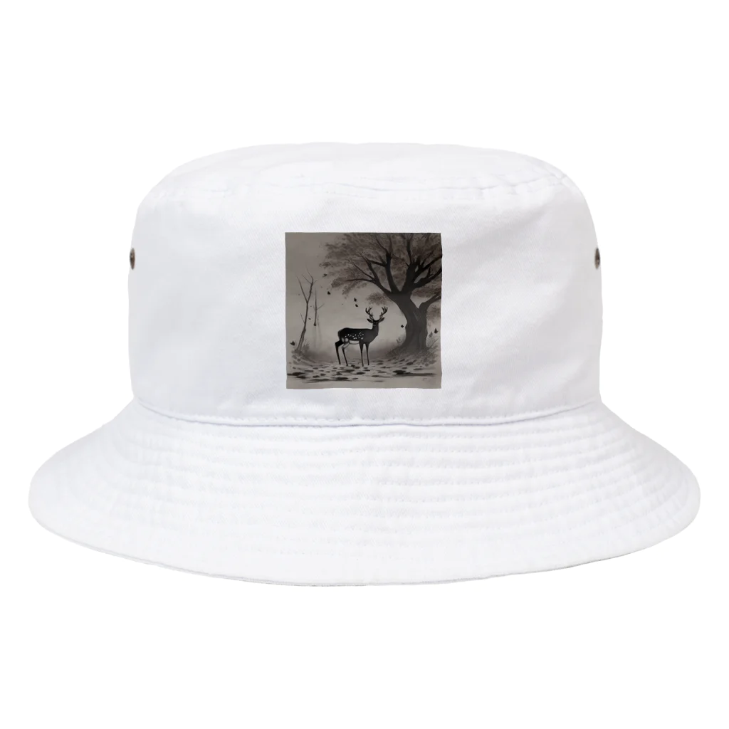 Ki-nacoの鹿と枯れ葉 Bucket Hat