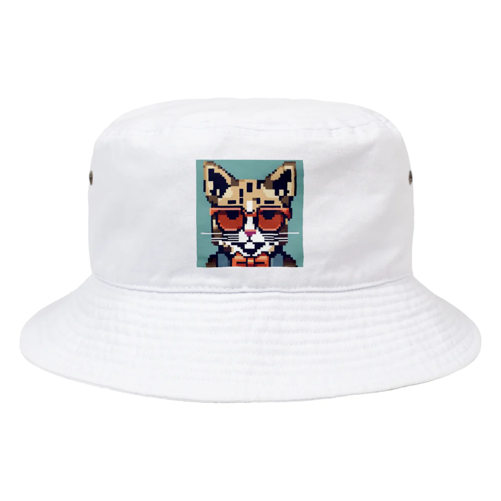 Walnut WhisperのSharp Cat Bucket Hat