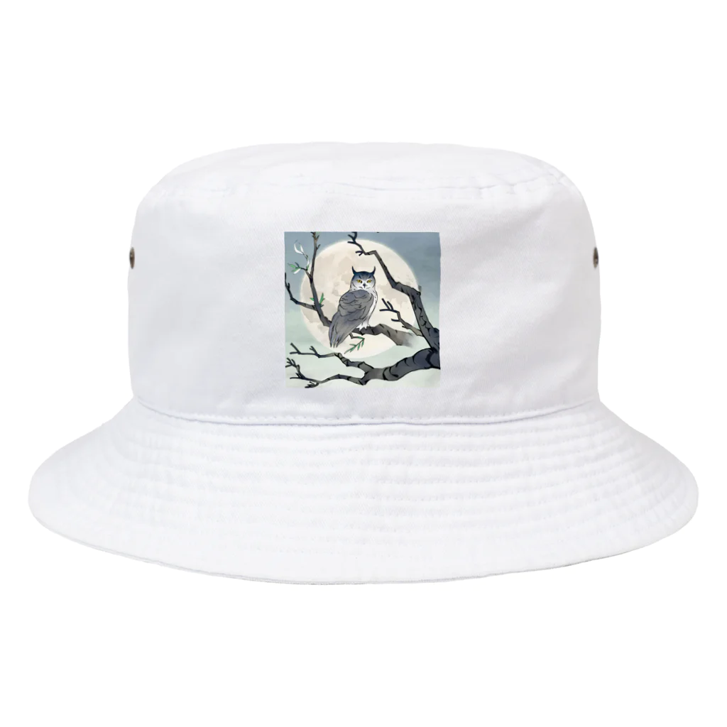 bigbamboofamilyの月に照らされた梟 Bucket Hat