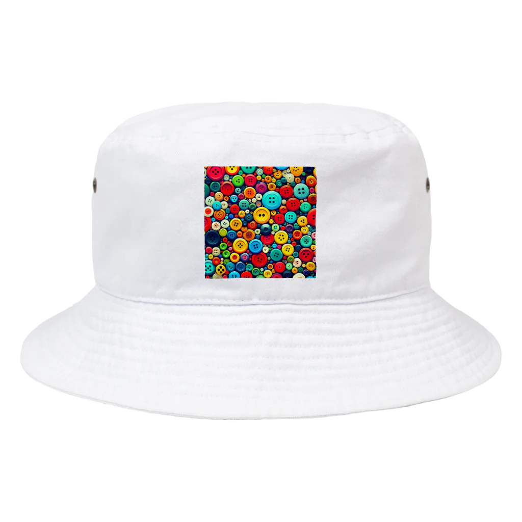 BrilliantTiaraのカラフルボタン Bucket Hat