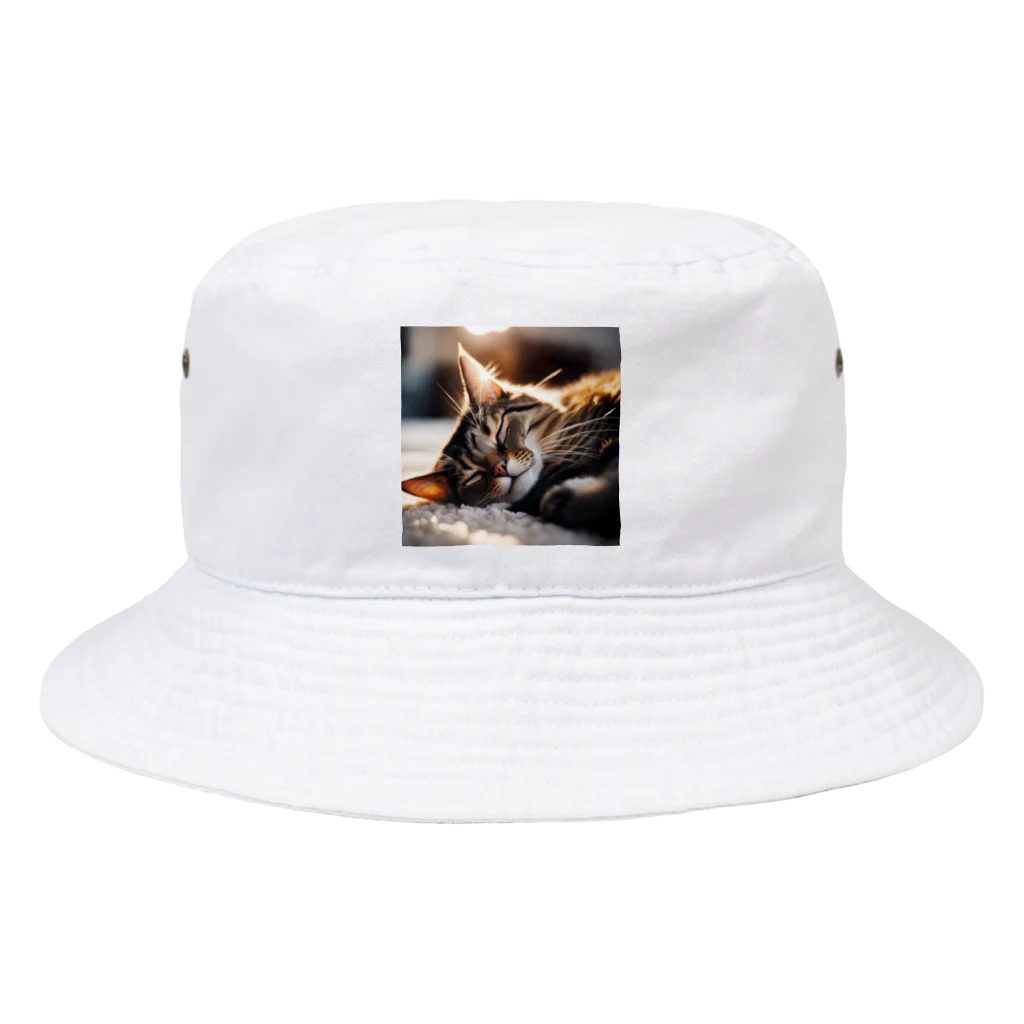 moriyama1981のラグの上で寝ている猫 Bucket Hat