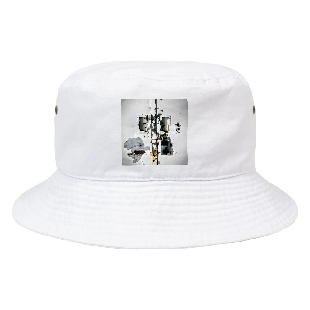 飯塚 iizukaの白壁 Bucket Hat