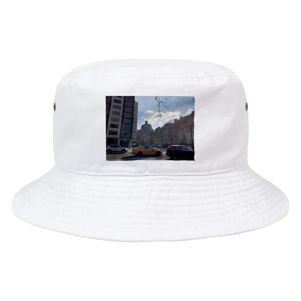 Apollon のNY Bucket Hat