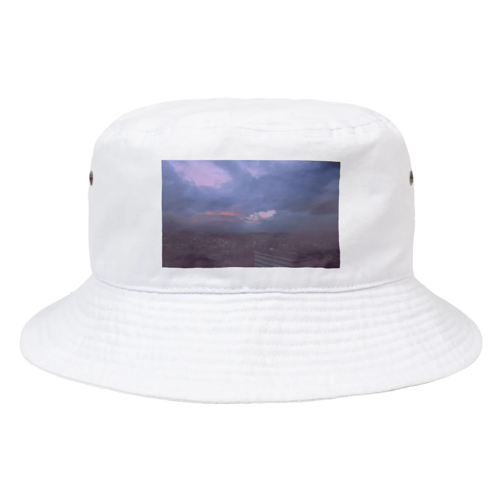 雨天中止のゴールデンアワー Bucket Hat