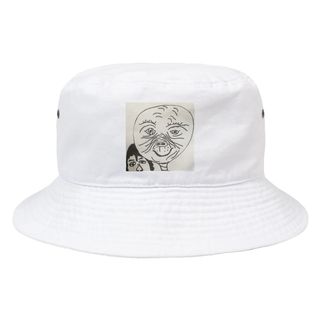 megmegkurumiのシワシワメイン Bucket Hat