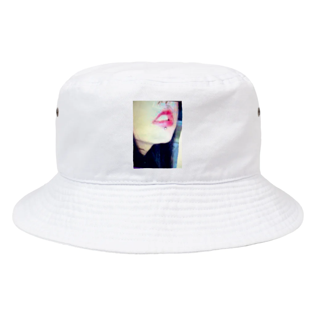 ふじきの口ピアス ラブレット Bucket Hat