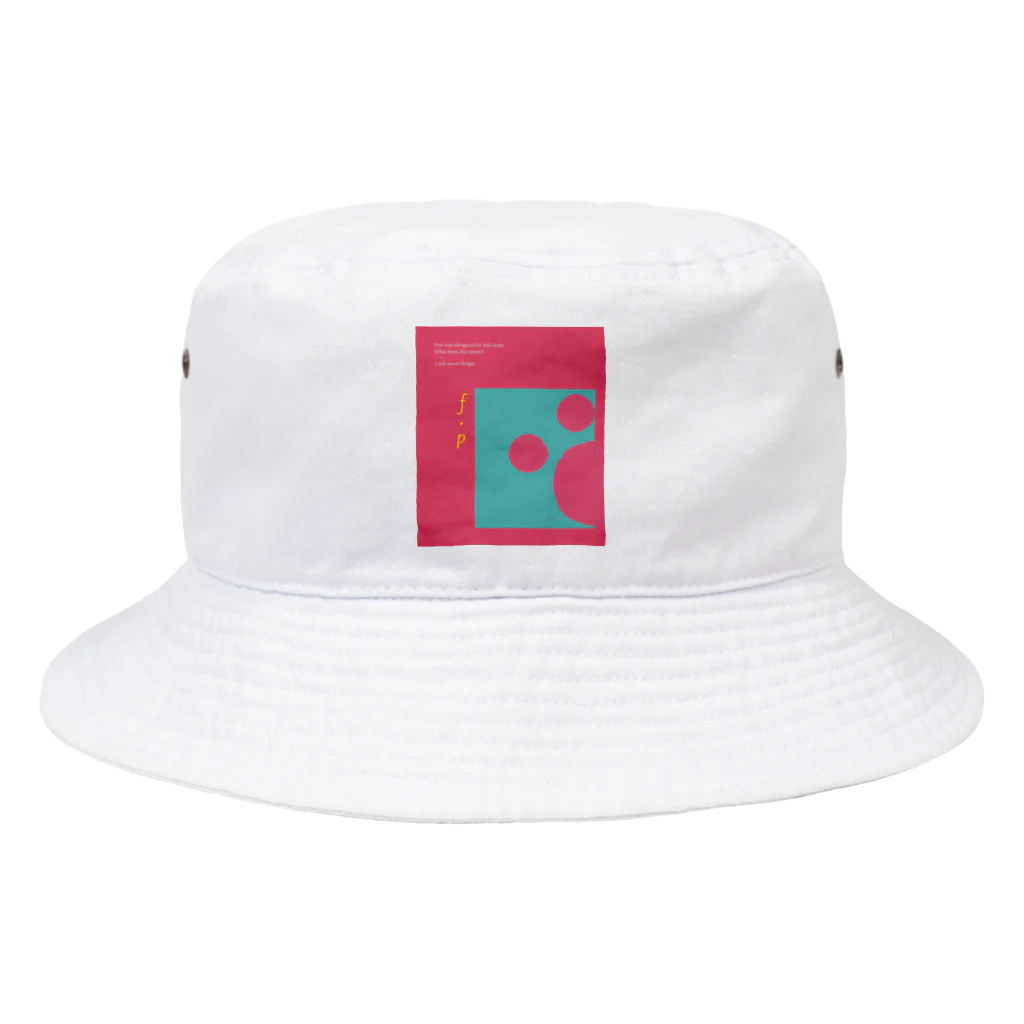ATELIER "MONOCHROME"のf・p（Color:） Bucket Hat