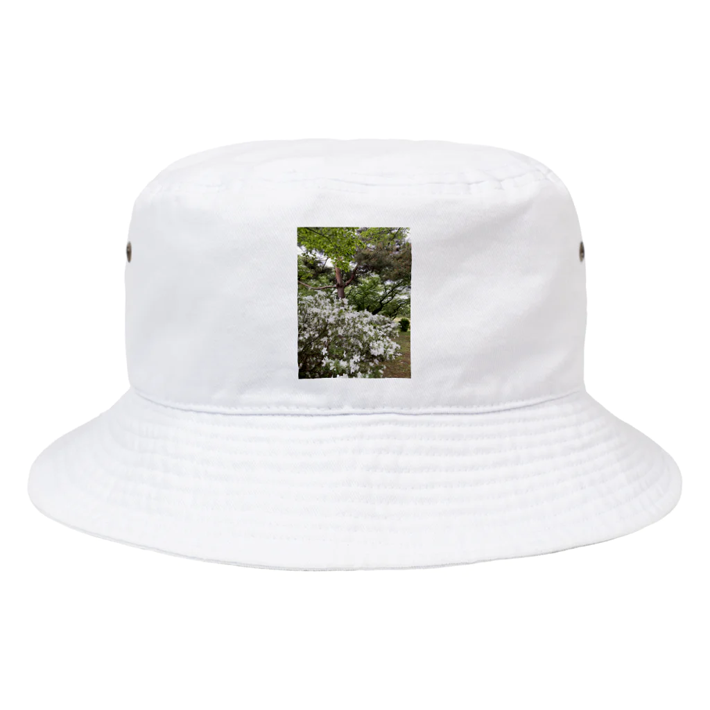 Okaza-kiokaのはな Bucket Hat