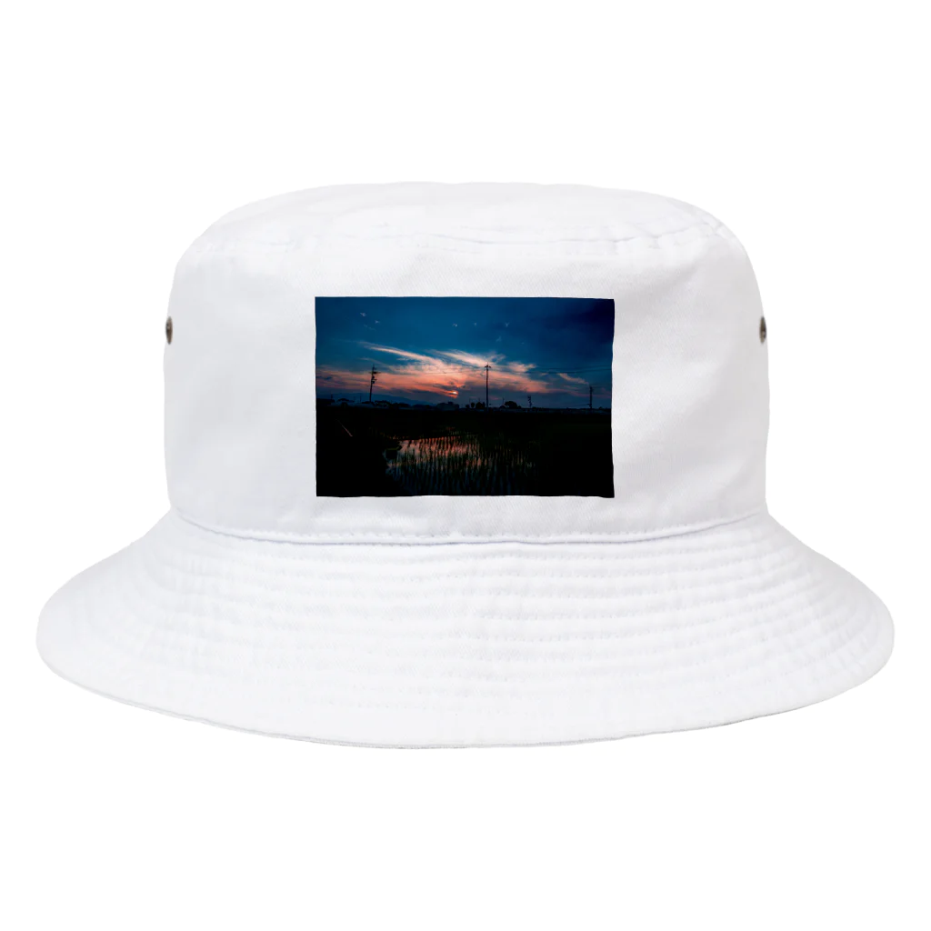 otakeの写真店の夕焼けの田んぼ Bucket Hat