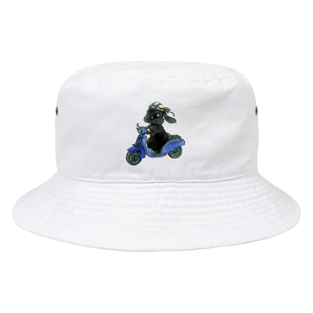 智子・クラッシャーバンバン・大矢のラビットスクーター背景なし Bucket Hat