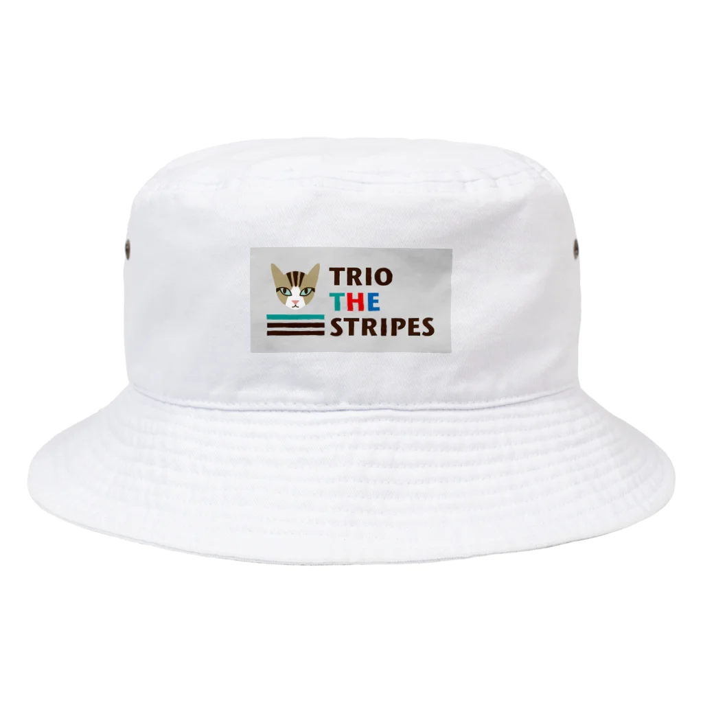 エダマメトイチのトリオ ザ ストライプ ロゴ P Bucket Hat