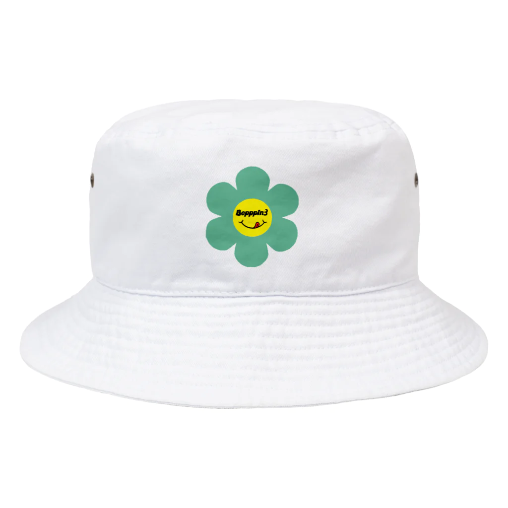 Bepppin3Companyのレトロフラワー★グリーン Bucket Hat