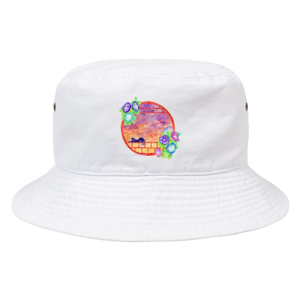 星架月の「窓際の夏」夕焼け・朝顔縁・ネコ Bucket Hat