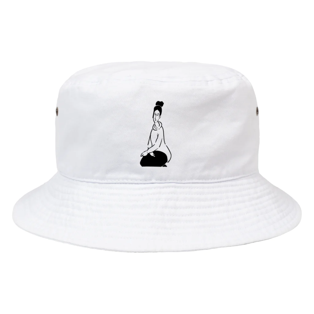 山形屋米店の『黄色いセーターを着たジャンヌ・エビュテルヌ』 Bucket Hat