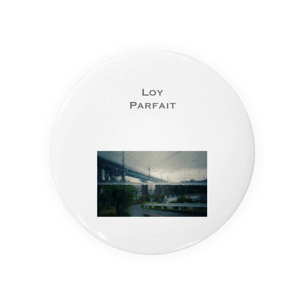 り ん か ‪☺︎‬のLoy Parfait Tin Badge