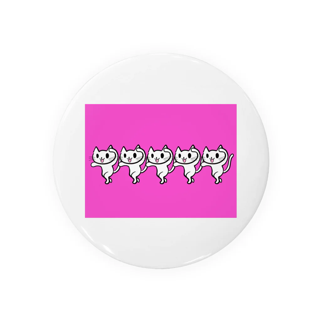 ユウコ∞ナカムラのショップの踊るネコネコシリーズ（白ネコ×ビビッドピンク） 缶バッジ