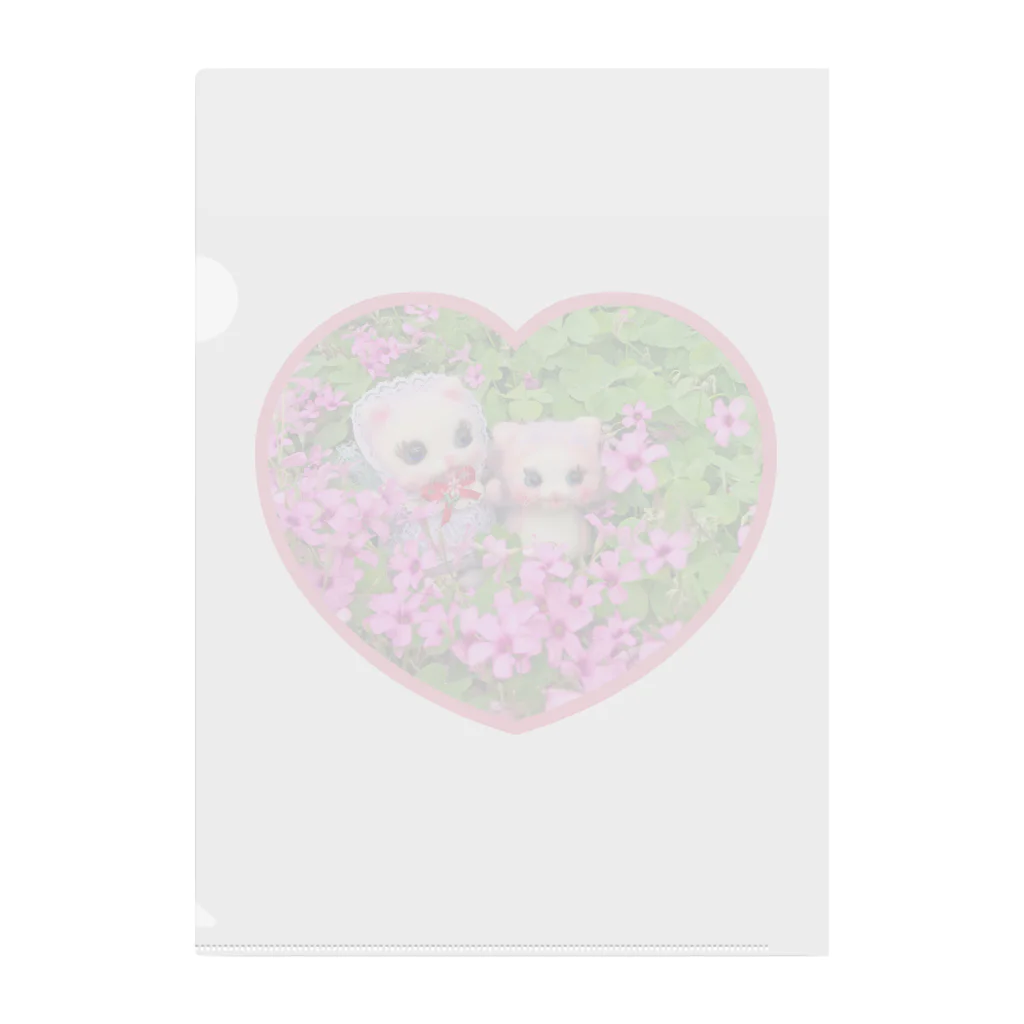 メルティカポエミュウのイモカタバミ畑のキャンディ＆ベリー❤️ クリアファイル