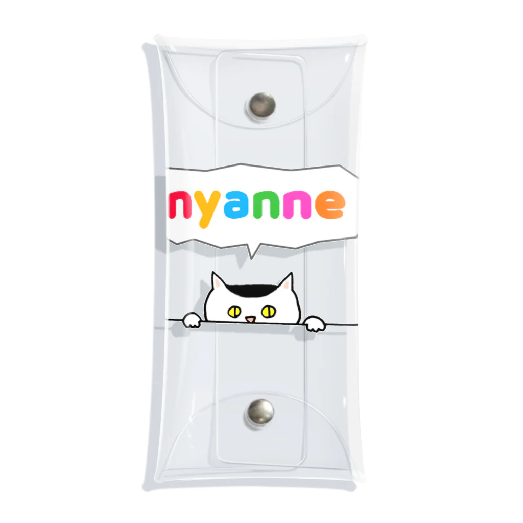 チマホマ社のnyanne  クリアマルチケース