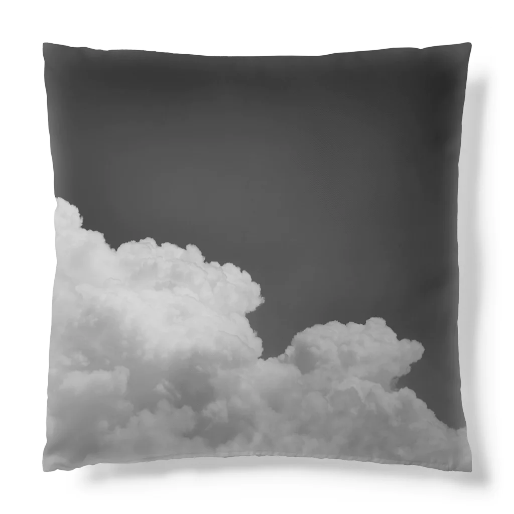 8l0の夏の雲 Cushion