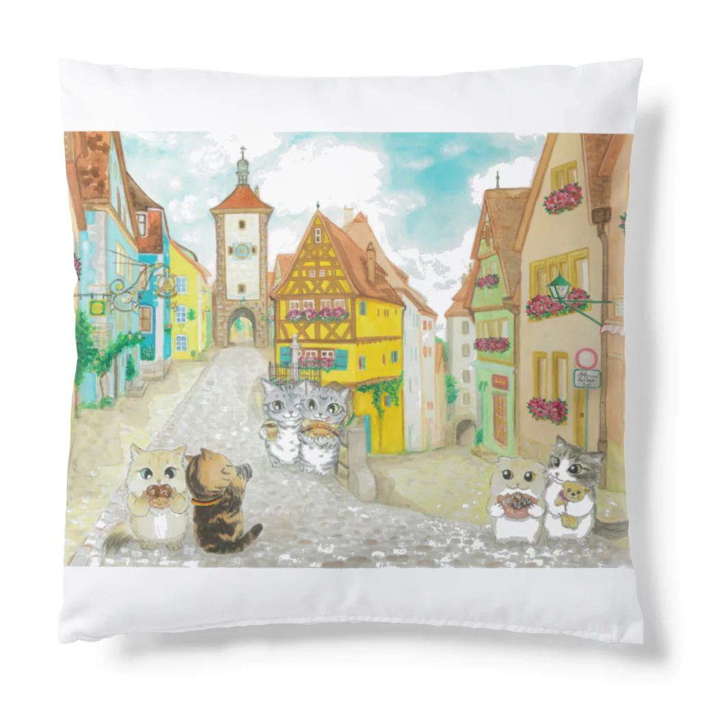 YOKO KOBAYASHIのニャンズ旅行記🇩🇪ドイツ Cushion