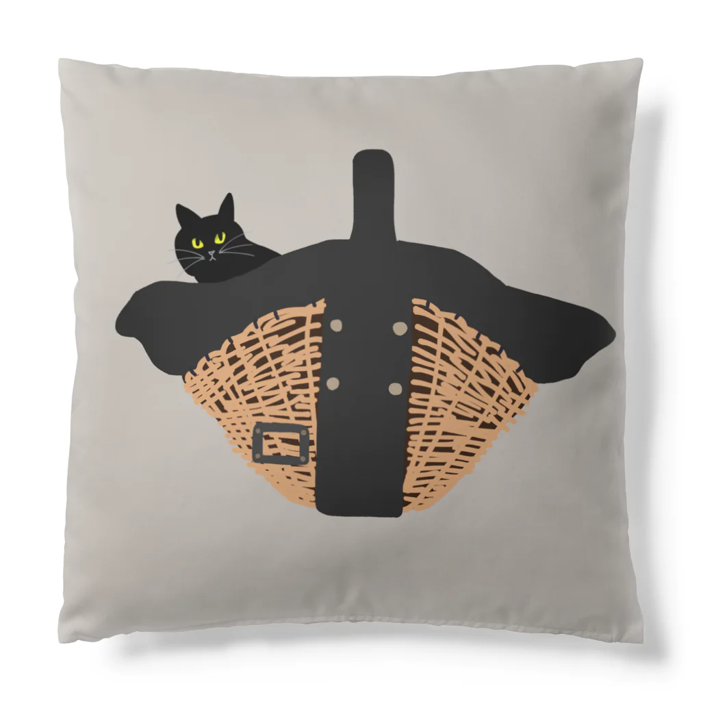 小鳥と映画館のカゴバッグと黒猫 Cushion