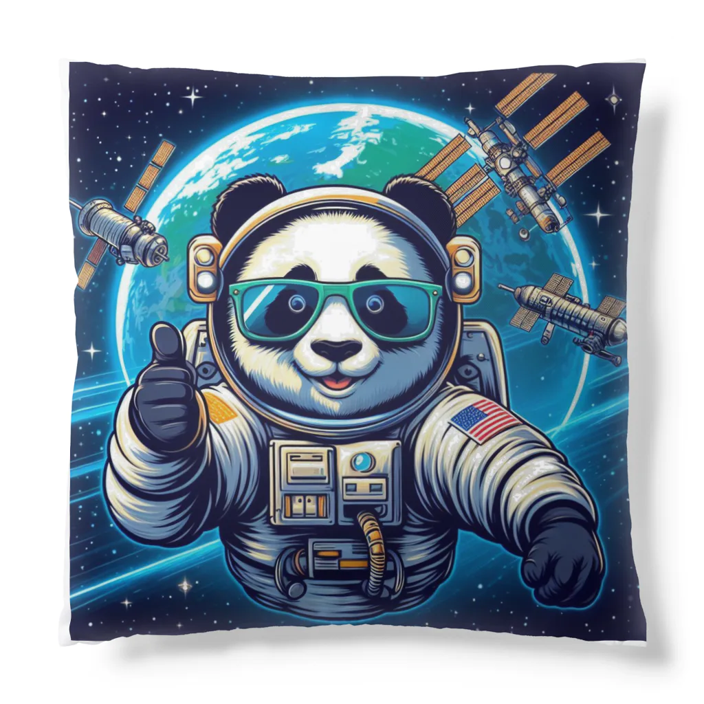rokimamaの地球を飛び出し活躍するパンダ宇宙飛行士 Cushion