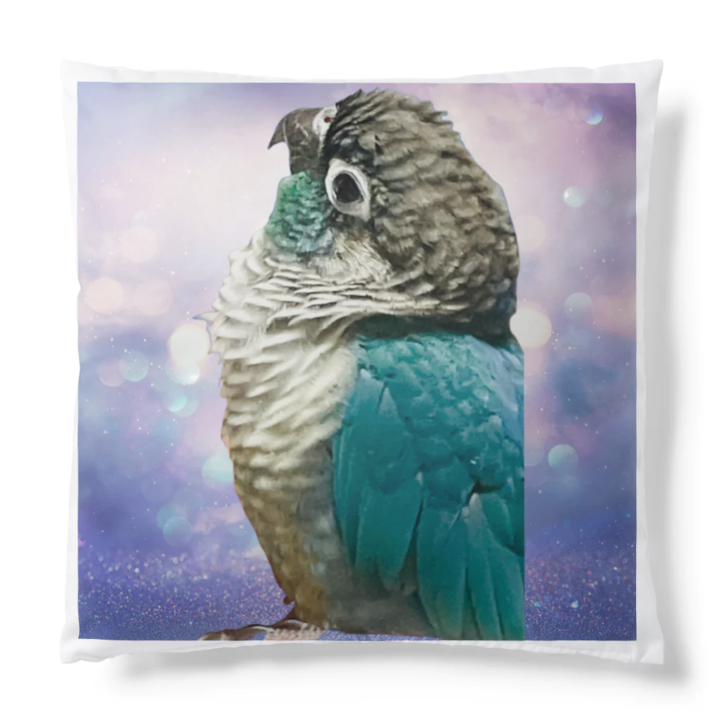 ウロコインコ好きの人へのなにみてるの？ Cushion