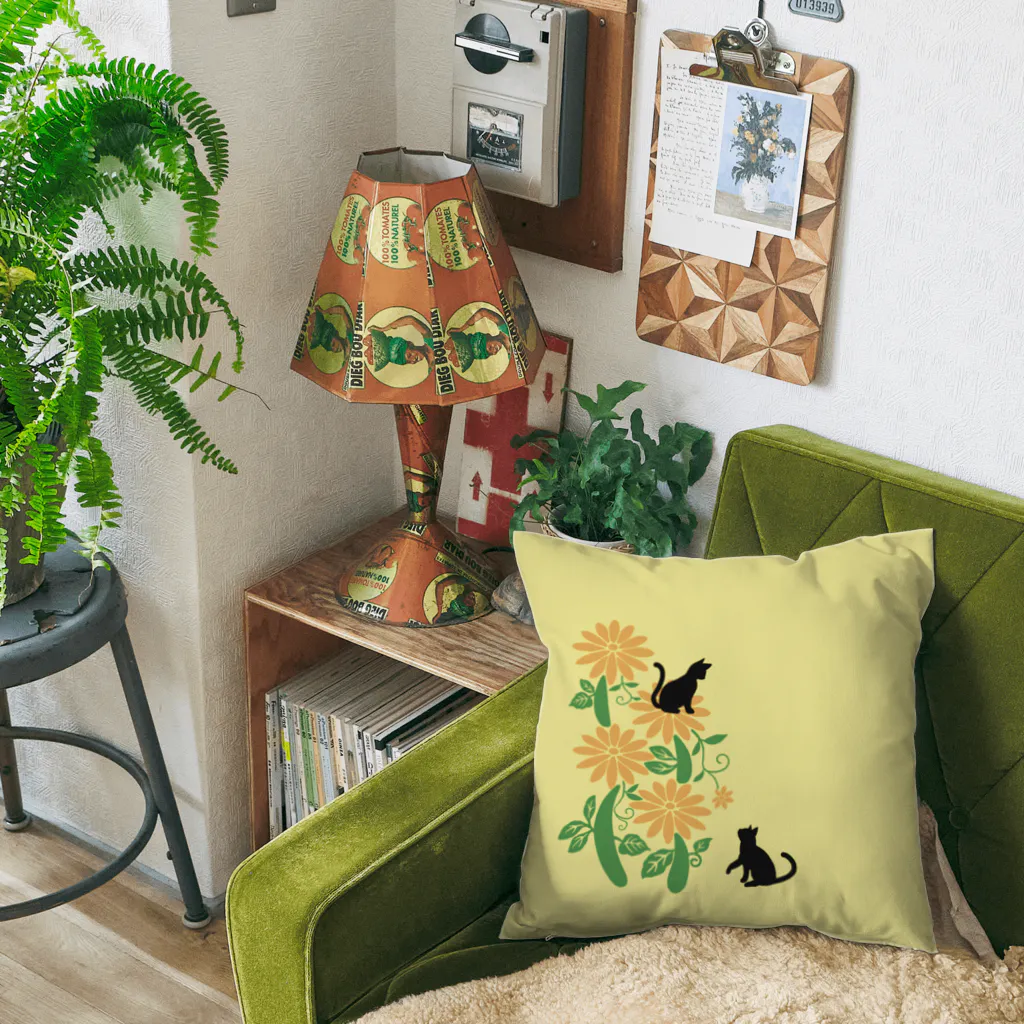 MegSan's free design🌷のフラワーキャットタワーyellow Cushion