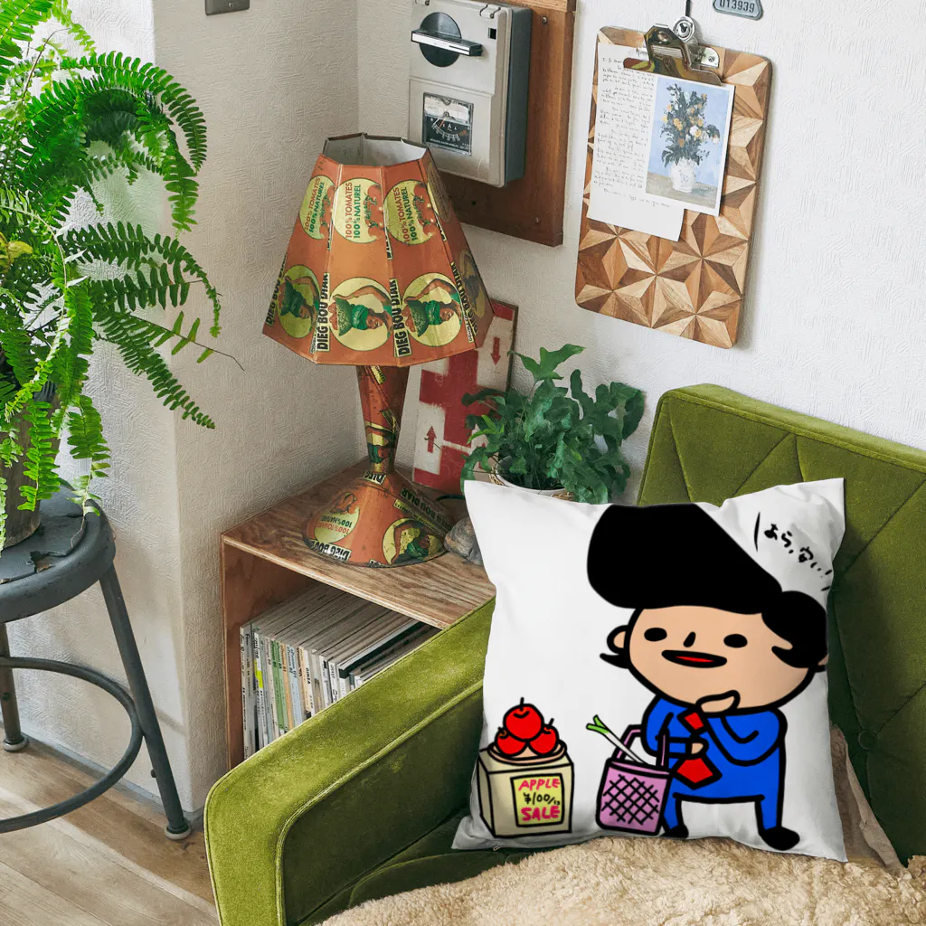 momino studio SHOPのリンゴが100円だわ Cushion