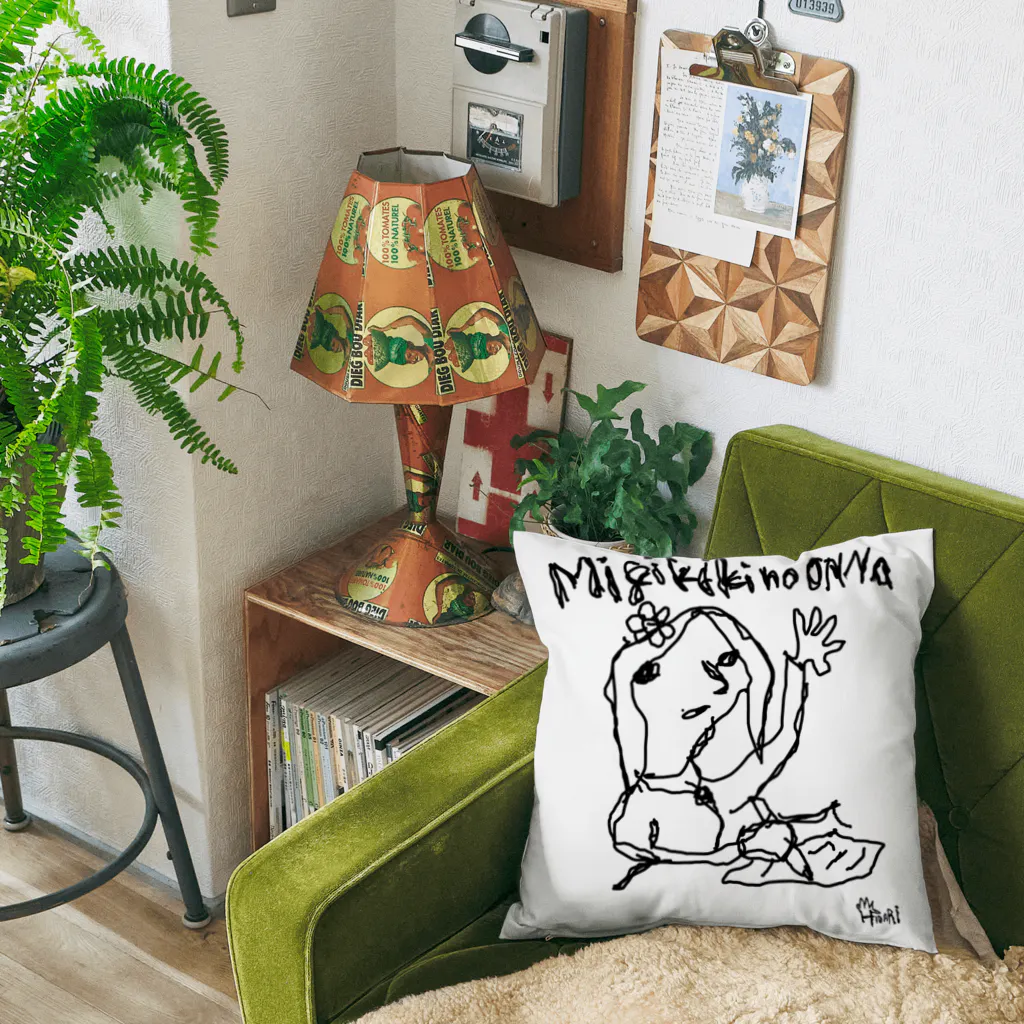 へなちょこマンの左手で描いた右利きの女 Cushion