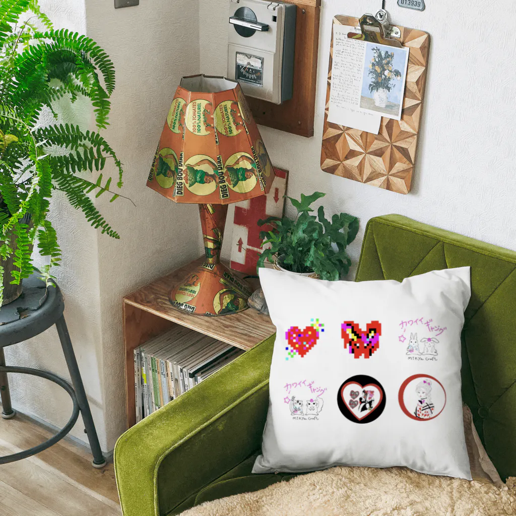 mikyacraft MIKA💓🌟赤い心臓の家紋みたいなロゴ集合 クッション