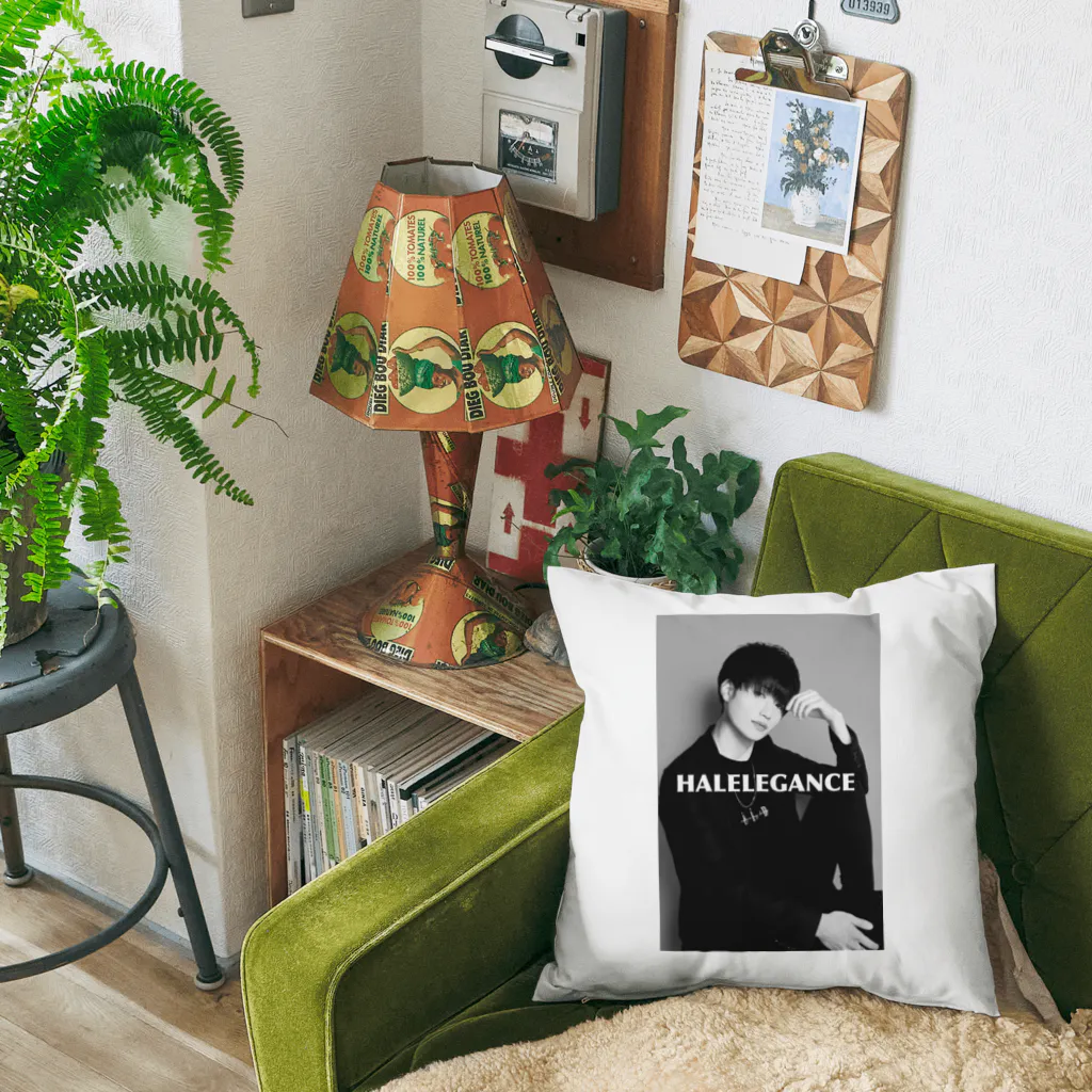 HALELEGANCE のHALELEGANCE 顔写真付き Cushion