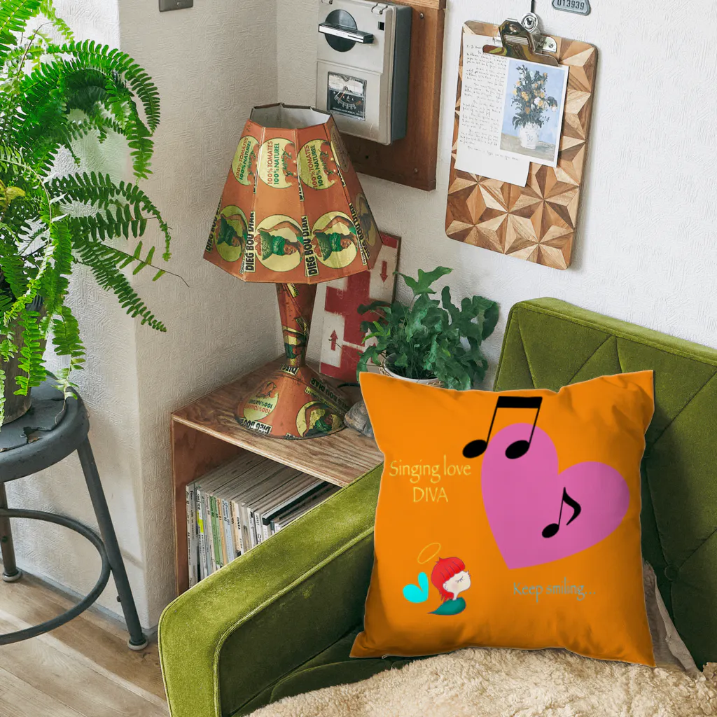 Divina AmoR-ART-のSinging love DIVA-Keep smiling- オレンジ Cushion