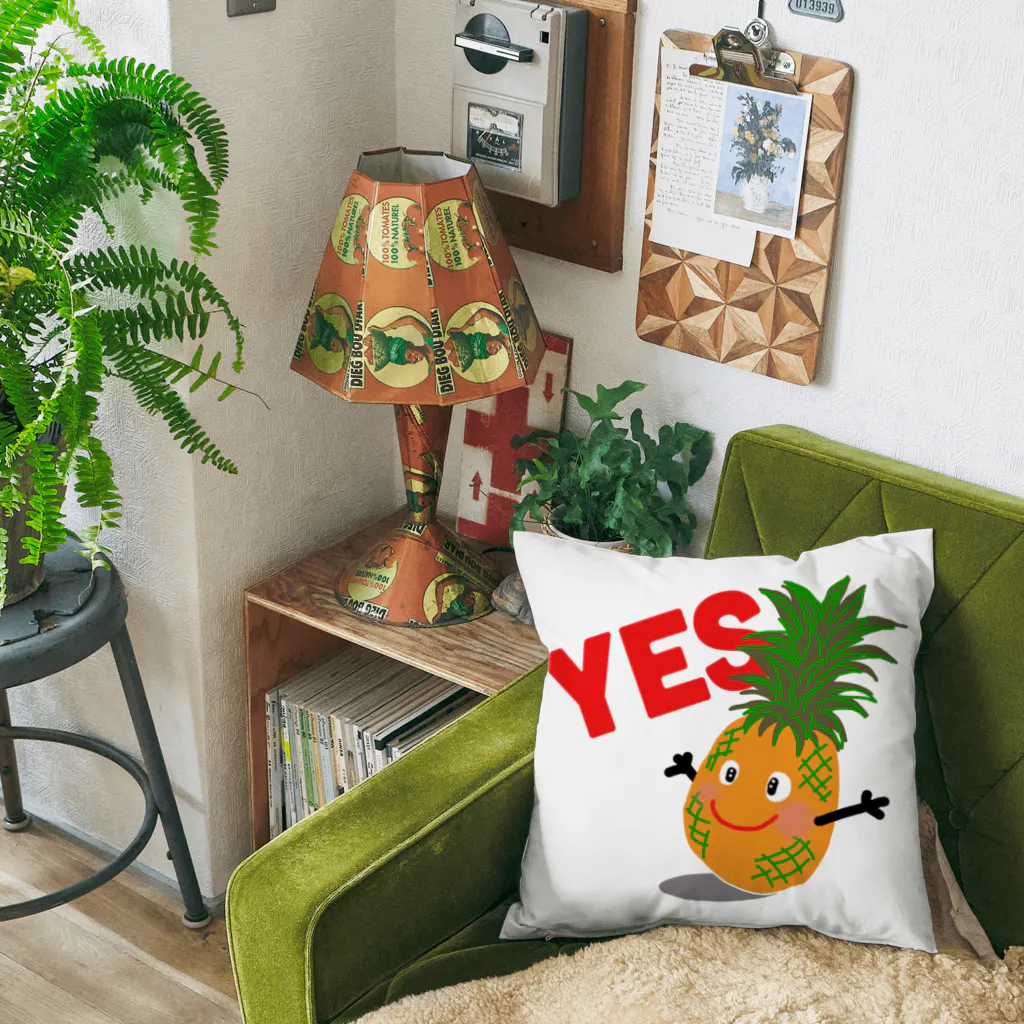 MZグラフィックスのパイナップル　YES Cushion