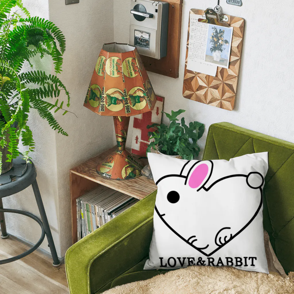 kazeou（風王）のLOVE＆RABBIT Cushion