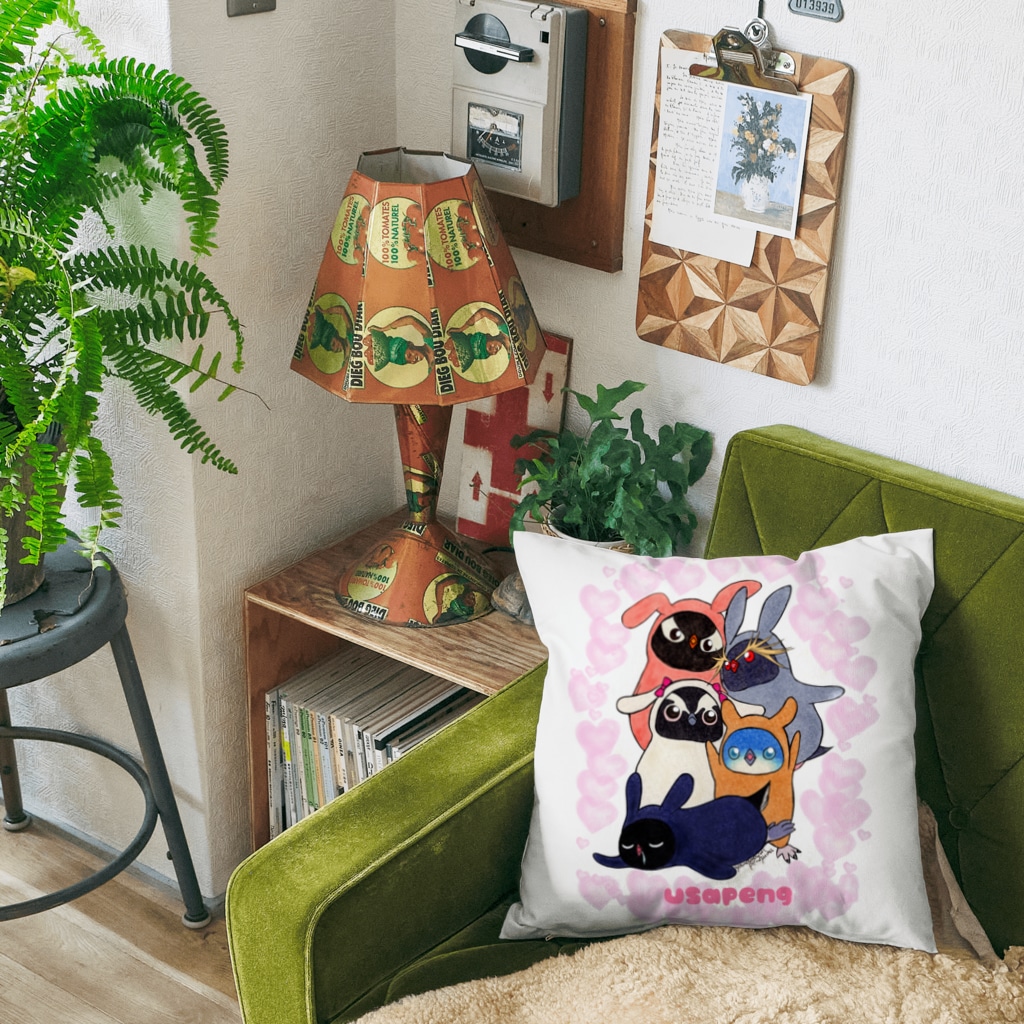 ヤママユ(ヤママユ・ペンギイナ)のうさぺん。(ハートフレーム) Cushion