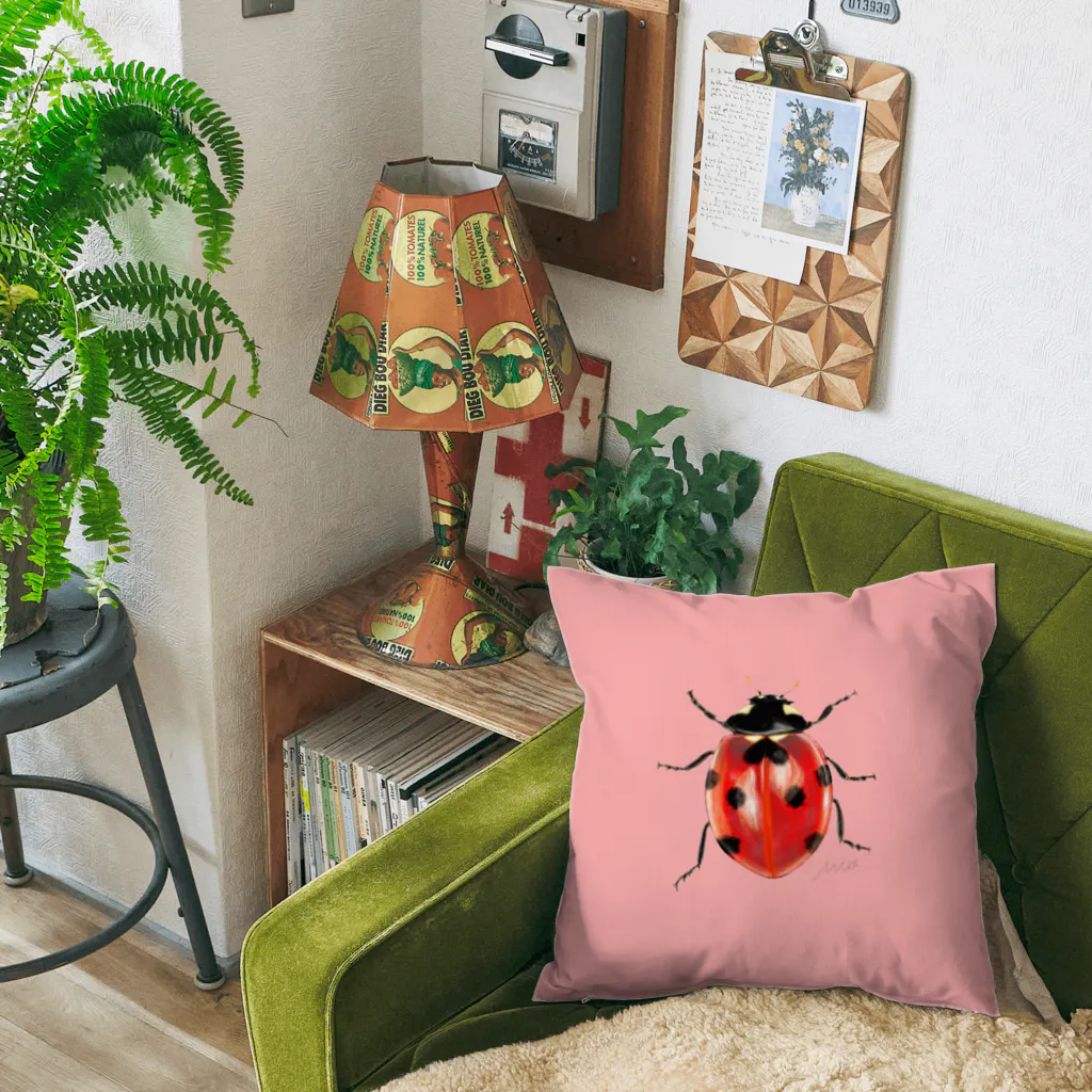 mio worldの幸運の運び屋さん🐞🍀 Cushion