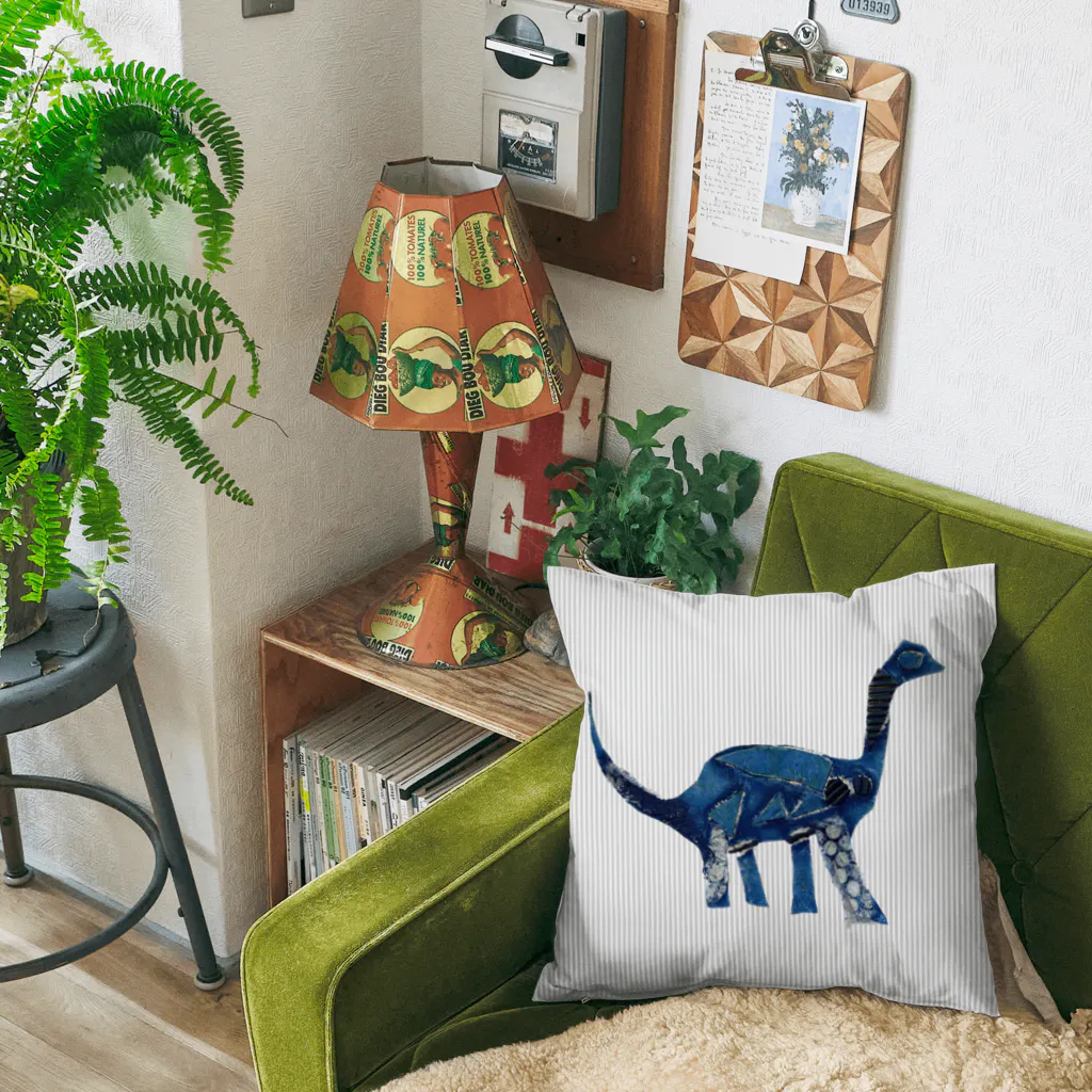 DiNOSAUR MARKeT/恐竜のインディゴブルーのブラキオサウルス Cushion