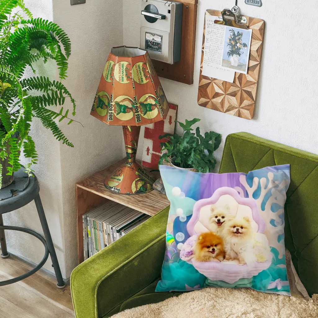 3pomeranian-leo-house　グッズショップの【fantasy】pomeranianworld ポメラニアン Cushion