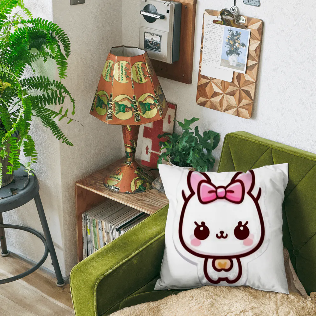 ほっこりデザインスタジオの癒しの白猫グッズ～あなたの心にふれる白い天使～ Cushion