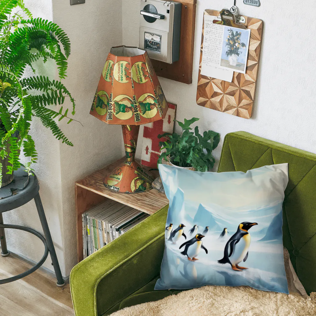 Toppogidaikonの競争するペンギン達 Cushion